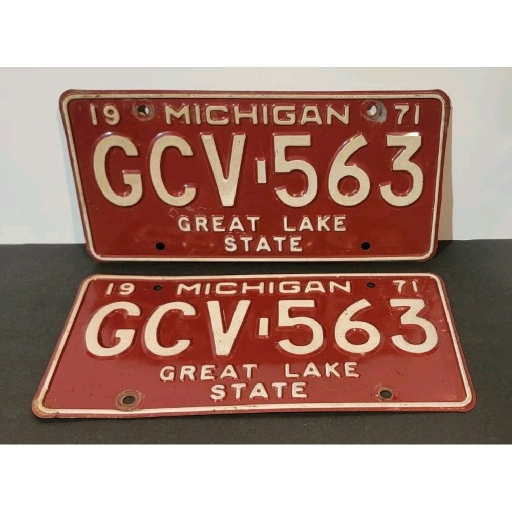 1971 Michigan License Plates # GCV-563‎ Pair Matching